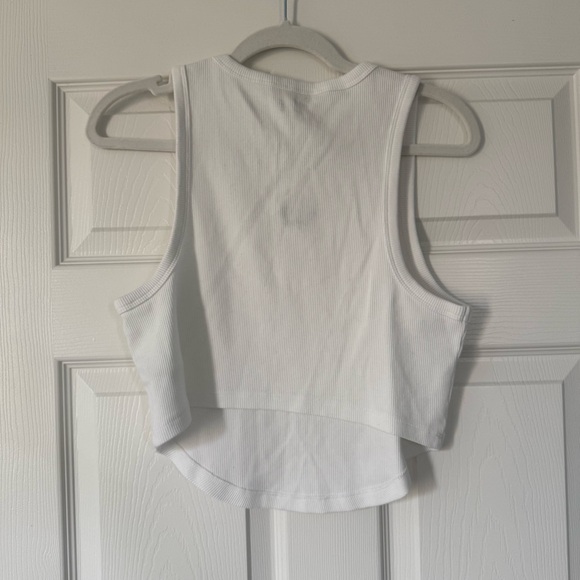 Old Navy White Tank Top with Green Floral Embroidery - Picture 4 of 4